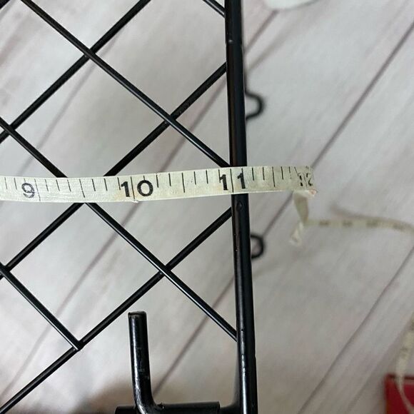 Locker shelf metal collapsible frame black 10”x11” - Picture 7 of 9